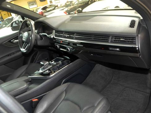 Used 2017 Audi Q7 3.0T Premium Plus AWD/4WD image 22