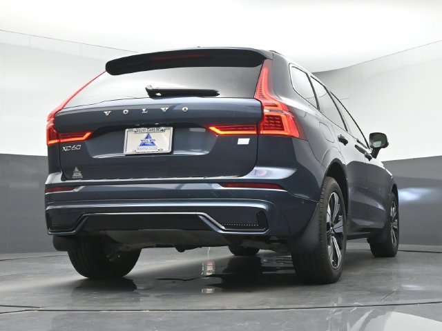 Used 2024 Volvo XC60 T8 Plus w/ Protection Package Premier AWD/4WD image 16