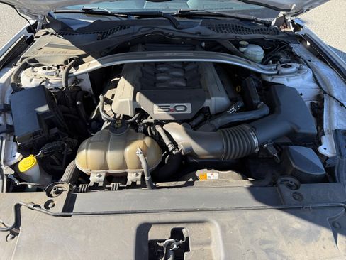 Used 2017 Ford Mustang GT Premium w/ GT Performance Package image 20