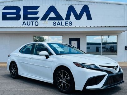 Used 2023 Toyota Camry SE