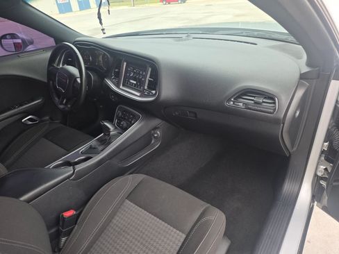 Used 2020 Dodge Challenger SXT w/ Driver Convenience Group RWD image 50