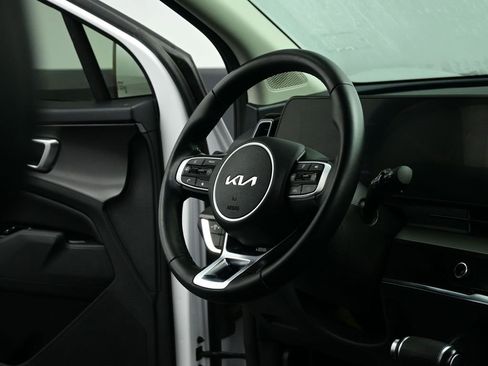 Certified 2024 Kia Sportage EX image 36