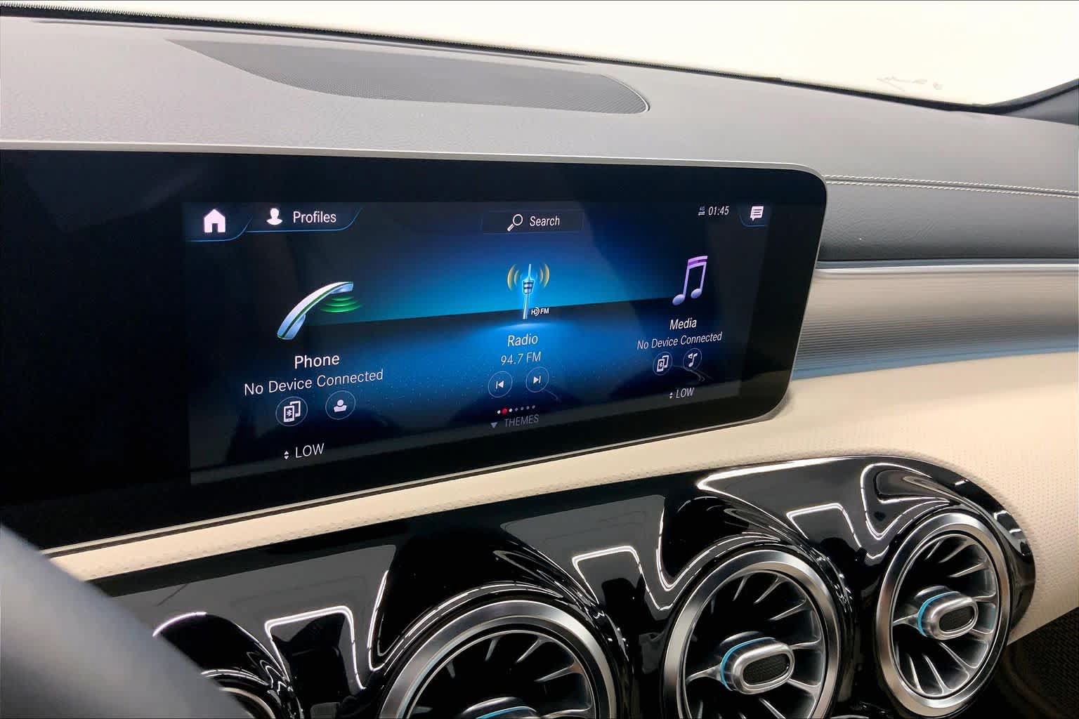 Used 2020 Mercedes-Benz CLA 250 image 23