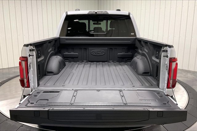 Used 2025 Ford F150 Raptor AWD/4WD image 39
