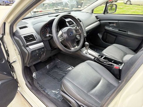 Used 2014 Subaru Crosstrek 2.0i Limited AWD/4WD image 2