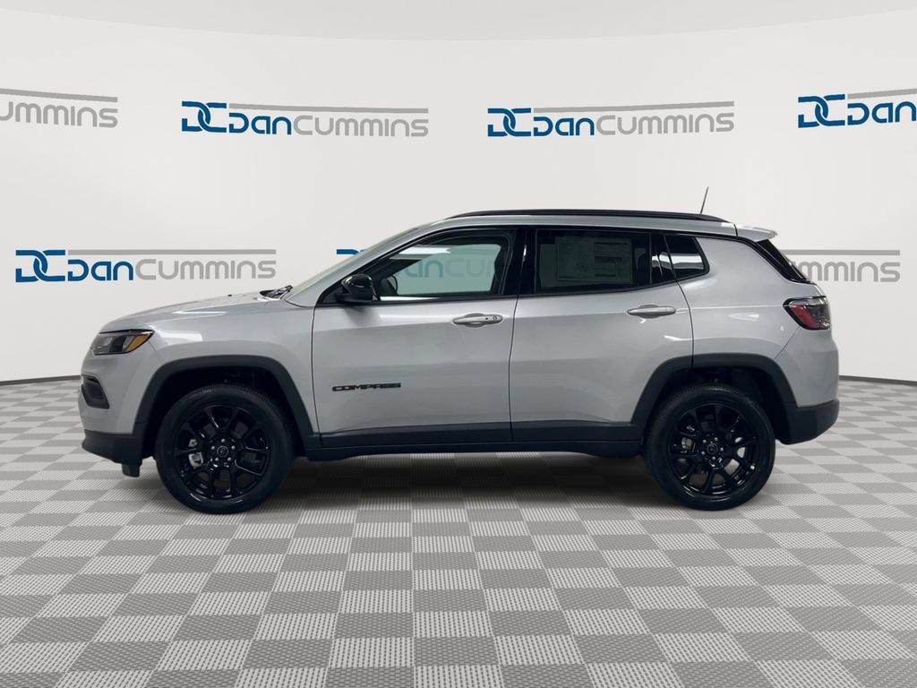 New 2026 Jeep Compass Latitude AWD/4WD image 5