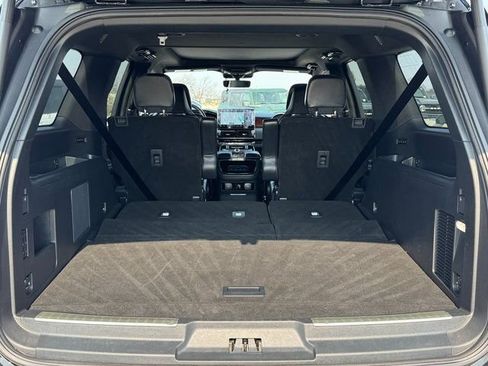 Used 2022 Lincoln Navigator L Reserve image 19