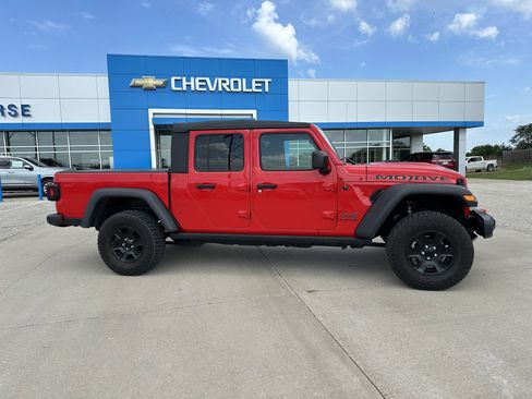 Used 2021 Jeep Gladiator Mojave image 2