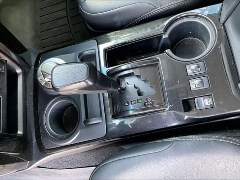 Used 2023 Toyota 4Runner 40th Anniversary SE image 16