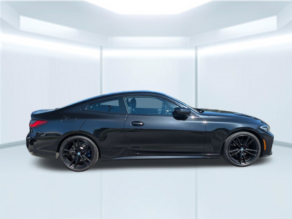 Used 2022 BMW 430i Coupe w/ M Sport Package RWD image 2