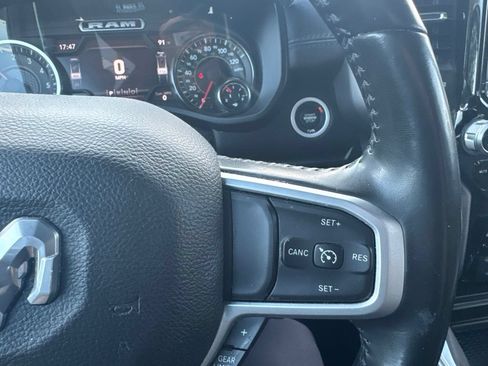 Used 2022 RAM 1500 Big Horn AWD/4WD image 16