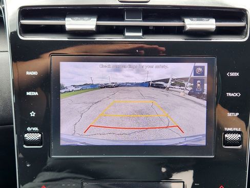 Used 2024 Hyundai Tucson SEL FWD image 18
