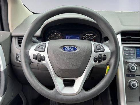 Used 2013 Ford Edge SE FWD image 12