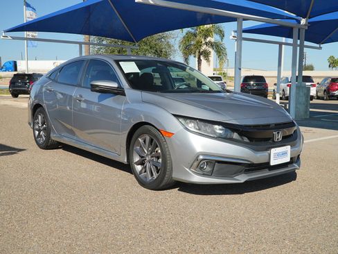 Used 2021 Honda Civic EX image 3
