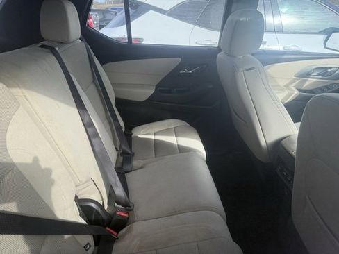 Used 2022 Chevrolet Traverse LS w/ LPO, Floor Liner Package image 4