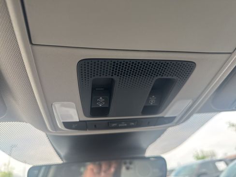 Used 2024 Honda Pilot Elite image 16