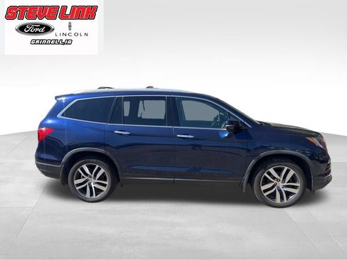 Used 2016 Honda Pilot Touring image 3