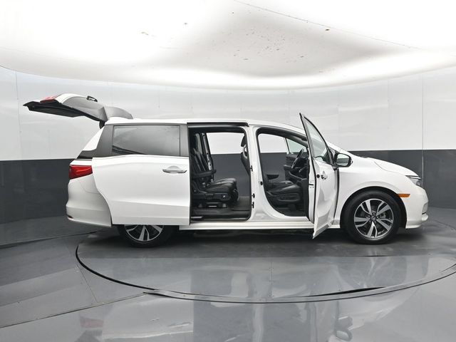 Used 2023 Honda Odyssey Touring image 57