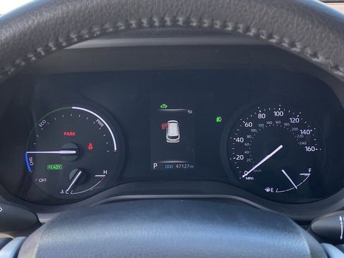 Certified 2023 Toyota Sienna XLE w/ XLE Plus Package FWD image 35