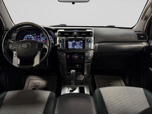Used 2016 Toyota 4Runner SR5 AWD/4WD image 16