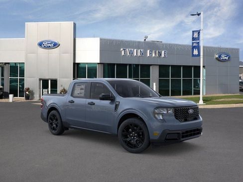 New 2025 Ford Maverick XLT w/ Black Appearance Package AWD/4WD image 7