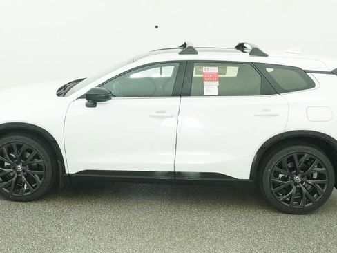 New 2026 Toyota Crown Signia image 25