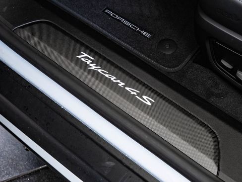 New 2026 Porsche Taycan 4S AWD/4WD image 41