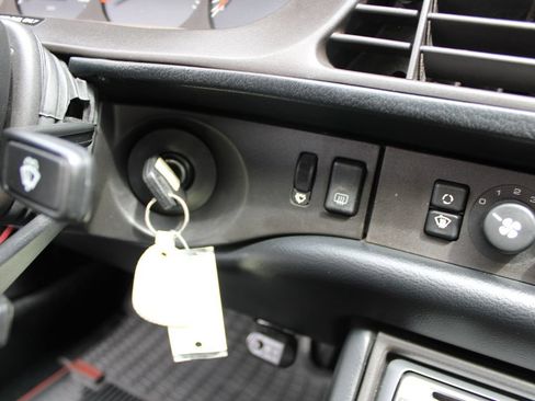 Used 1990 Porsche 944 Coupe RWD image 26