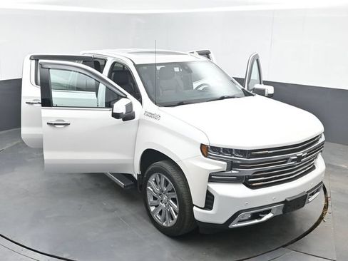 Used 2019 Chevrolet Silverado 1500 High Country w/ High Country Premium Package AWD/4WD image 50
