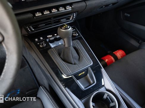 Used 2022 Porsche 911 GT3 image 32