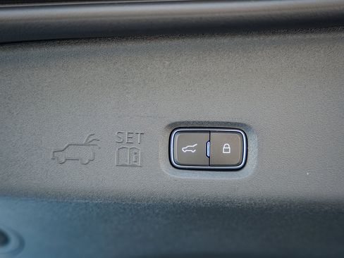 New 2026 Ford Expedition Active image 16