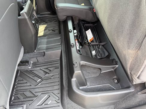 Used 2026 GMC Canyon AT4 w/ Nightfall Essentials Package AWD/4WD image 31