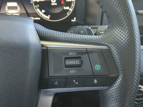 Used 2024 Mitsubishi Outlander SE Black Edition FWD image 25