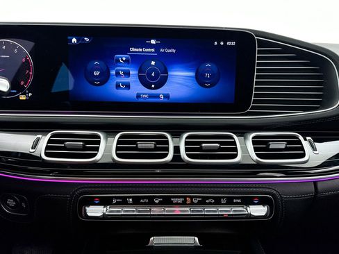 Used 2025 Mercedes-Benz GLE 450 4MATIC Coupe image 43