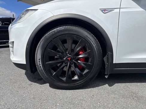 Used 2016 Tesla Model X Performance AWD/4WD image 3