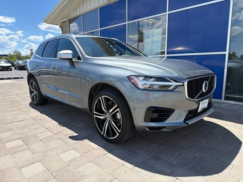 Used 2019 Volvo XC60 T8 R-Design w/ Advanced Package AWD/4WD image 2
