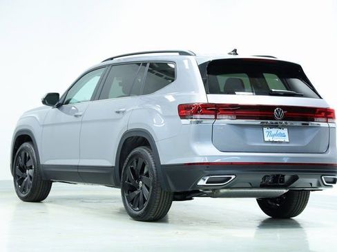 New 2026 Volkswagen Atlas SE FWD image 6