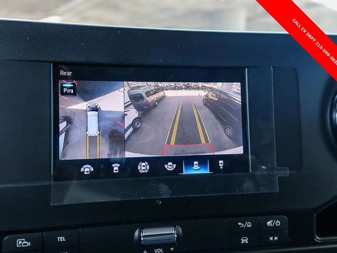Used 2024 Mercedes-Benz Sprinter 2500 image 24