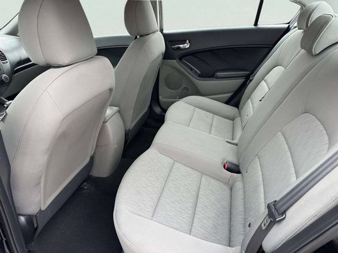 Used 2015 Kia Forte LX image 10