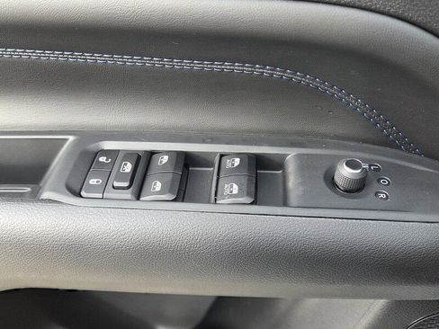 New 2026 Jeep Compass Latitude image 17