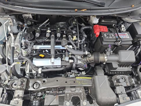 New 2025 Nissan Versa SR w/ Trunk Package image 27