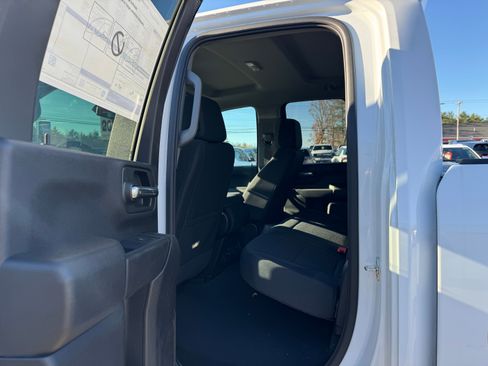 New 2026 Chevrolet Silverado 2500 Custom image 9