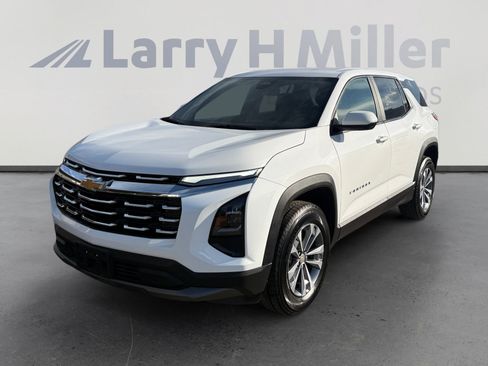 Used 2025 Chevrolet Equinox LT FWD image 1