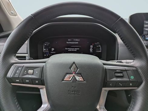 Used 2024 Mitsubishi Outlander SE FWD image 29