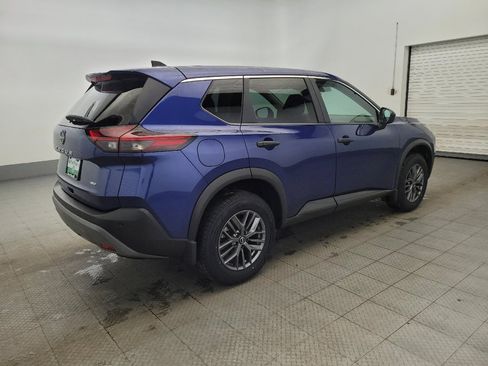 Used 2023 Nissan Rogue S AWD/4WD image 10