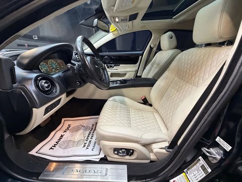 Used 2016 Jaguar XJ L Portfolio image 19