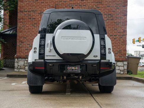 Used 2023 Land Rover Defender 110 V8 AWD/4WD image 6