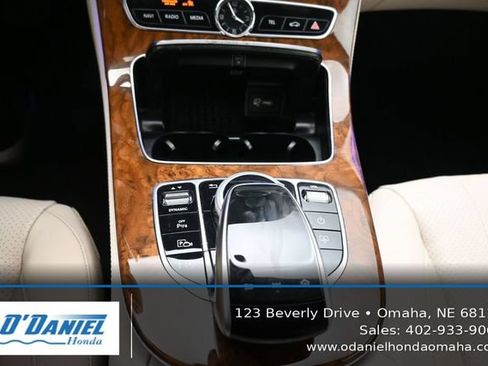 Used 2019 Mercedes-Benz E 300 4MATIC image 30