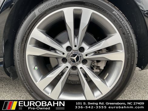 Used 2021 Mercedes-Benz C 300 Sedan w/ Premium Package image 33