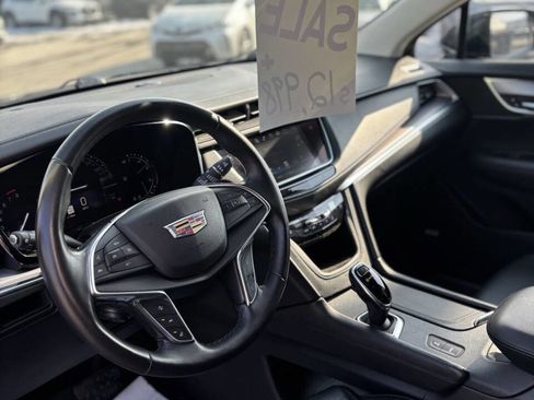 Used 2018 Cadillac XT5 Premium Luxury FWD image 10